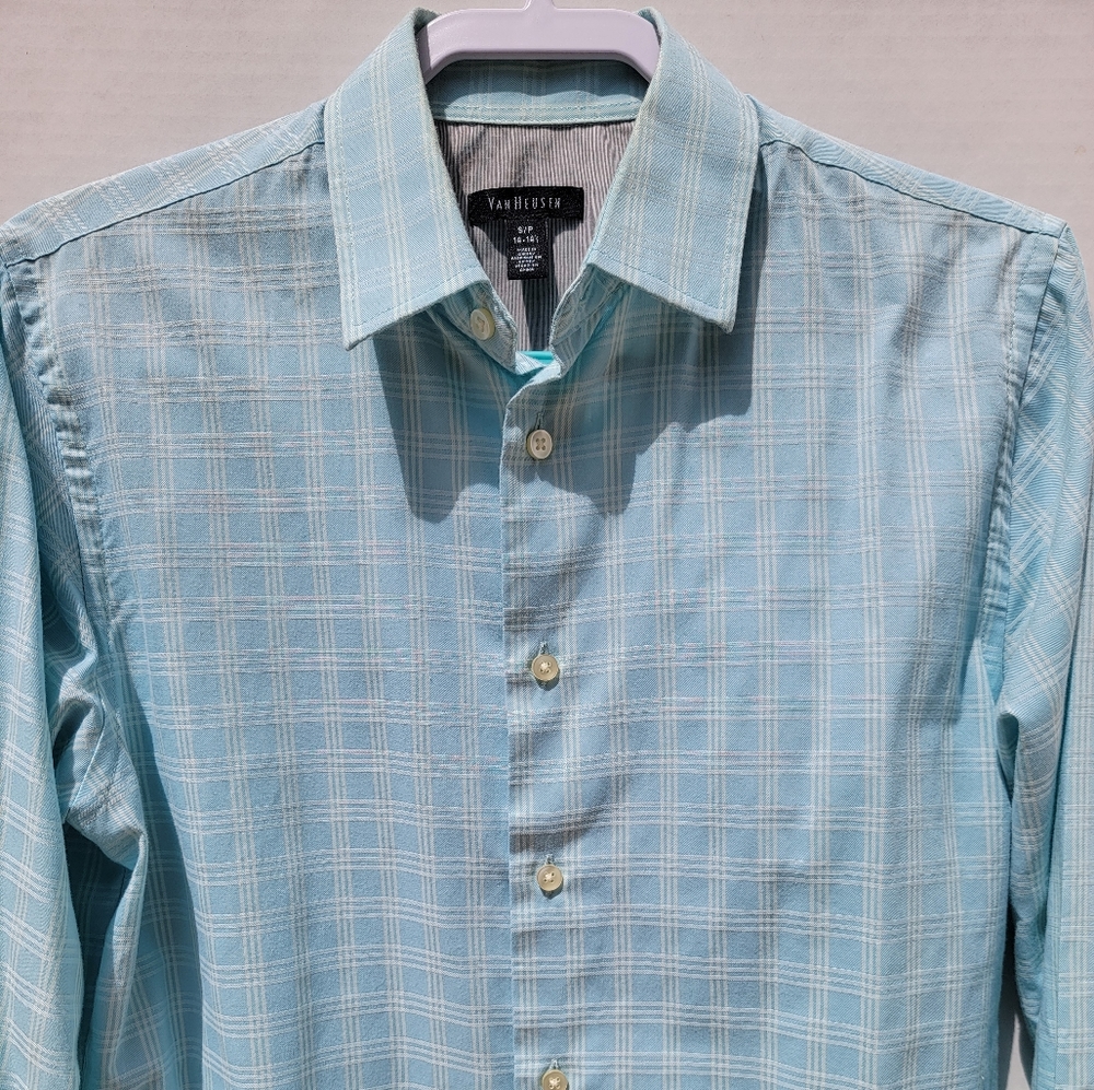 VanHeusen Aqua Dress Shirt Size Small
